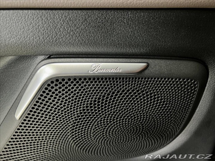 Mercedes-Benz V 300d 4M EXCLUSIVE AMG XL, 2025