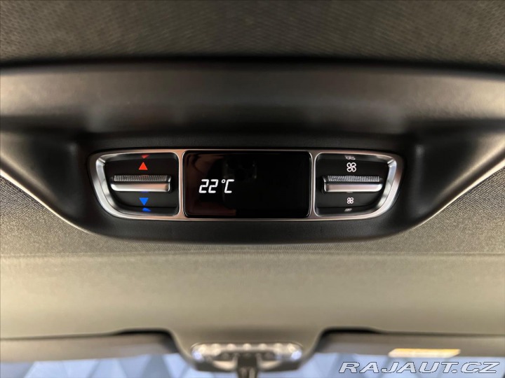 Mercedes-Benz V 300d 4M EXCLUSIVE AMG XL, 2025