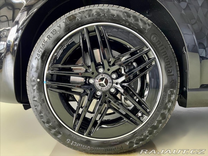 Mercedes-Benz V 300d 4M EXCLUSIVE AMG XL, 2025