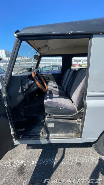 Land Rover Ostatní modely 2,5 DEFENDER 1990