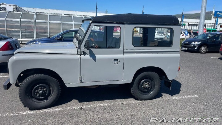 Land Rover Ostatní modely 2,5 DEFENDER 1990
