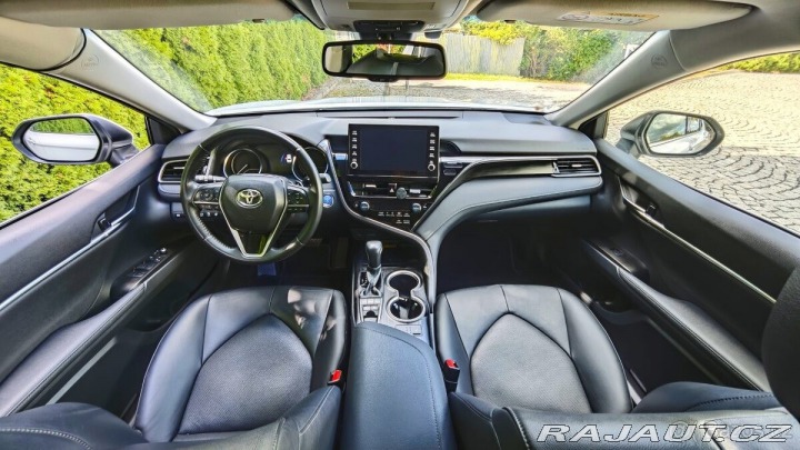 Toyota Camry Exclusive 2024 2024