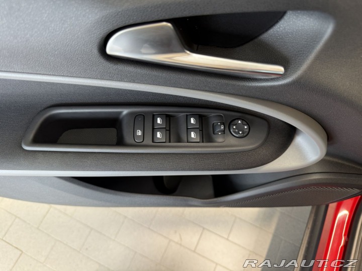 Jeep Avenger Longitude 1.2 Turbo 100k 2025