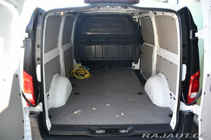 Mercedes-Benz Ostatní modely eVito REZERVACE 2021