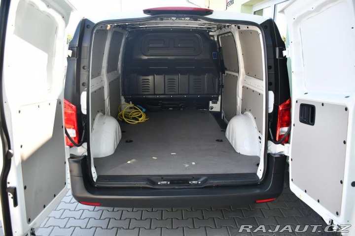 Mercedes-Benz Ostatní modely eVito REZERVACE 2021