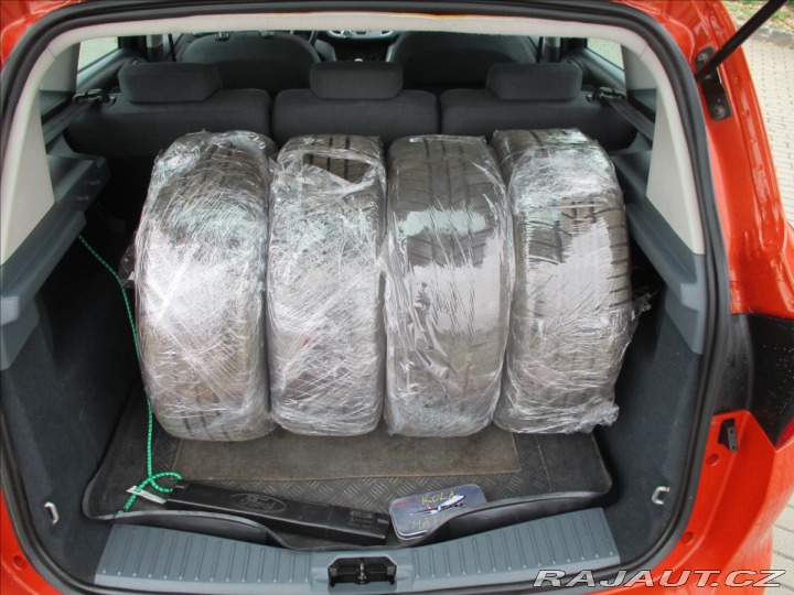 Ford C-MAX 1,6 TDCi 85kw Klima, Tažn 2011