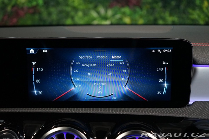 Mercedes-Benz CLA 200d*AMG*CAMERA*ZÁRUKA*BU 2024