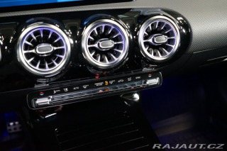 Mercedes-Benz CLA 200d*AMG*CAMERA*ZÁRUKA*BU 2024