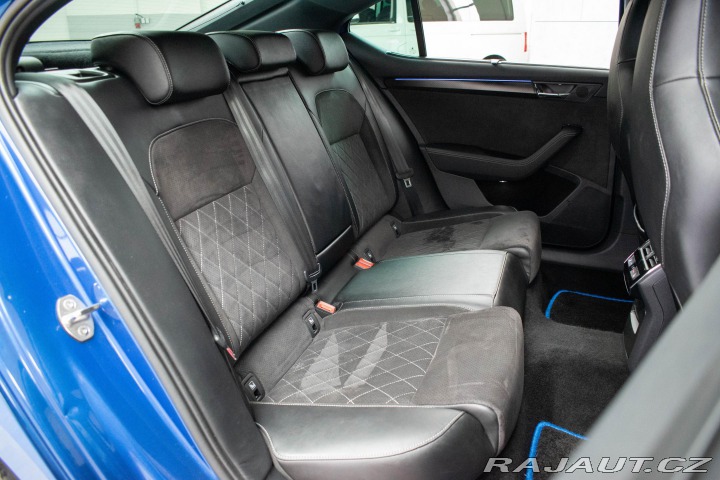 Škoda Superb TSI 206 4x4 *REZERVACE* 2021
