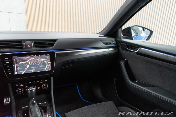 Škoda Superb TSI 206 4x4 SPORTLINE*TAŽ 2021