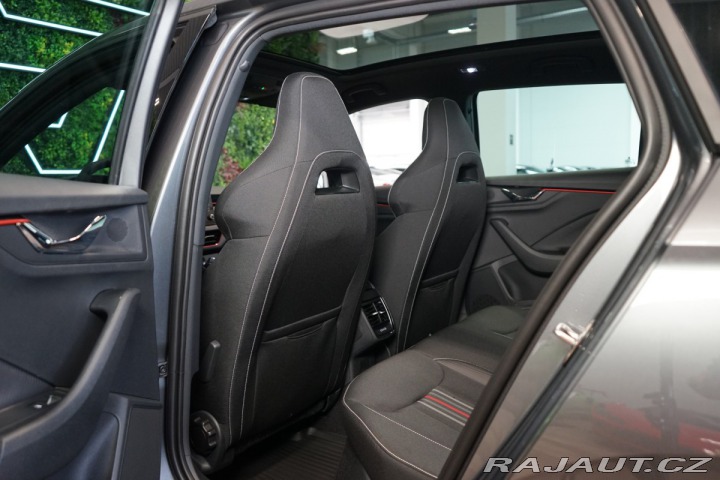 Škoda Scala MONTE CARLO*DSG*ZÁRUKA*PA 2025