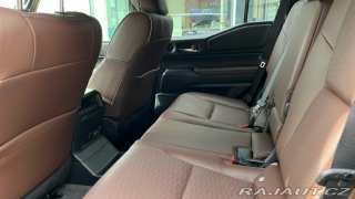 Toyota Land Cruiser 2,8D 4x4 8 AT 7S First Ed 2024