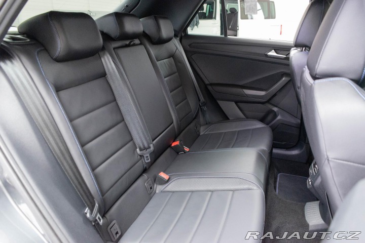 Volkswagen T-Roc R 221kW*REZERVACE* 2022
