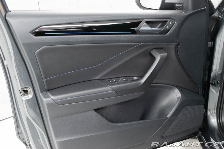 Volkswagen T-Roc R 221kW*REZERVACE* 2022