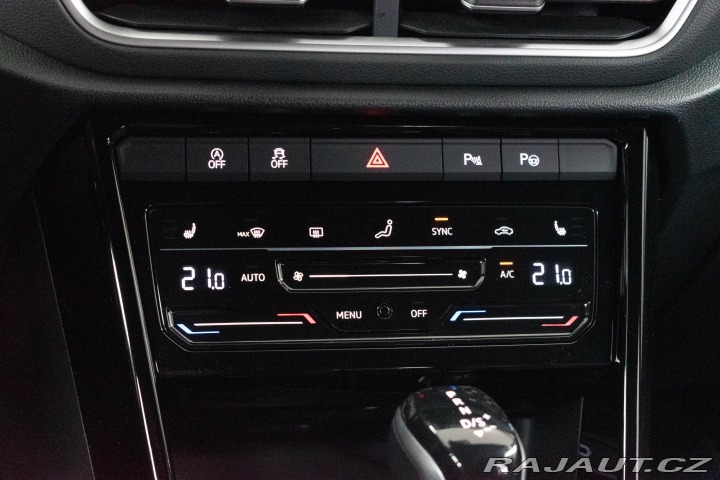 Volkswagen T-Roc R 221kW*REZERVACE* 2022