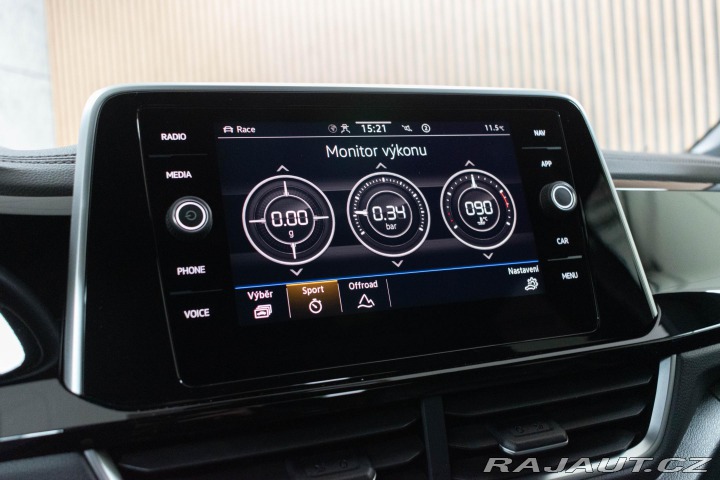 Volkswagen T-Roc R 221kW*REZERVACE* 2022