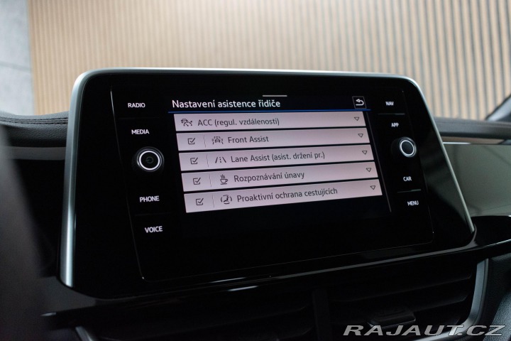 Volkswagen T-Roc R 221kW*REZERVACE* 2022