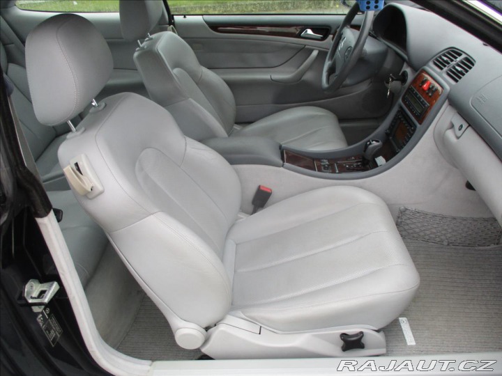 Mercedes-Benz CLK 2,0 i 150kw Kompressor Au 2000