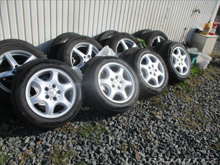 Mercedes-Benz CLK 2,0 i 150kw Kompressor Au 2000