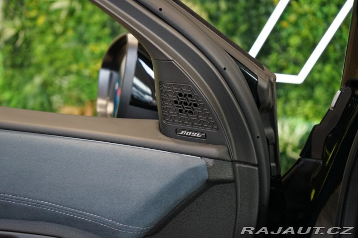Nissan Ostatní modely Ariya 178kW*EVOLVE*2WD*PANO*NAP 2023