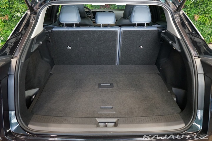 Nissan Ostatní modely Ariya 178kW*EVOLVE*2WD*PANO*NAP 2023