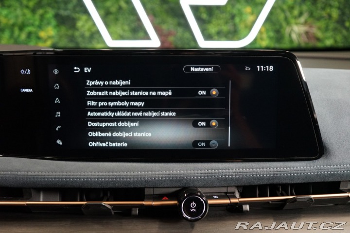 Nissan Ostatní modely Ariya 178kW*EVOLVE*2WD*PANO*NAP 2023