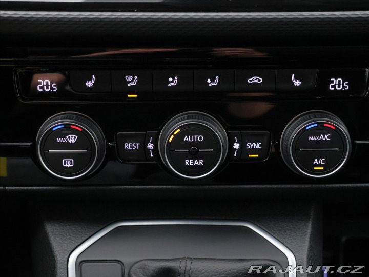 Volkswagen Multivan 2,0 TDI 146kW DSG 7-Míst 2020