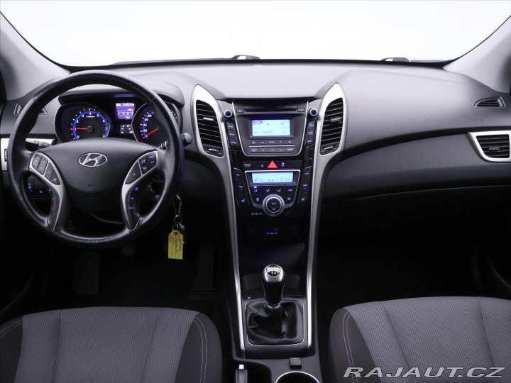 Hyundai i30 1,6 i 88kW LPG Klima CZ T 2015