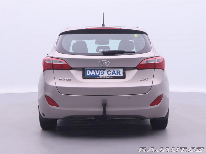 Hyundai i30 1,6 i 88kW LPG Klima CZ T 2015