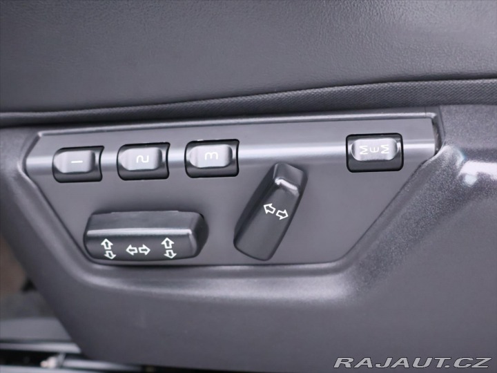 Volvo XC90 2,4 D5 147kW CZ R-design 2011