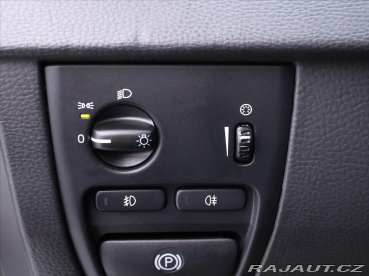Volvo XC90 2,4 D5 147kW CZ R-design 2011