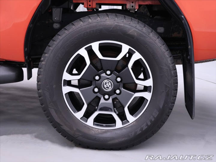 Toyota Hilux 2,8 D-4D 150kW Executive 2021