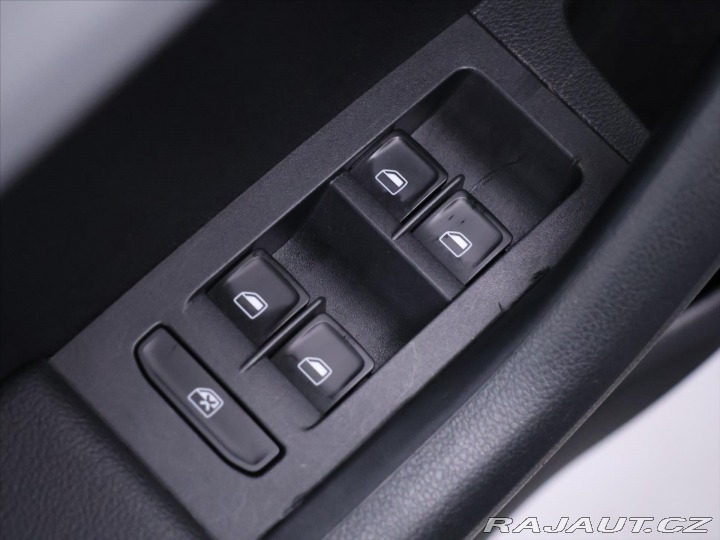Škoda Octavia 1,4 TSI 103kW Serv.Kniha 2013