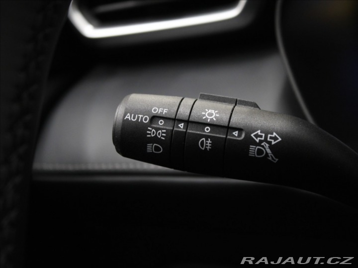 MG ZS 1,5 i 85Kw Elegance Tažné 2025