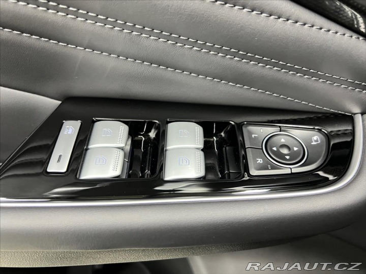 Ostatní značky Ostatní modely BAIC Beijing X75 1,5 T 138kW A/T, ACC, PAN 2025