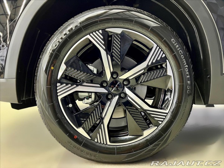 Ostatní značky Ostatní modely BAIC Beijing X75 1,5 T 138kW A/T, ACC, PAN 2025