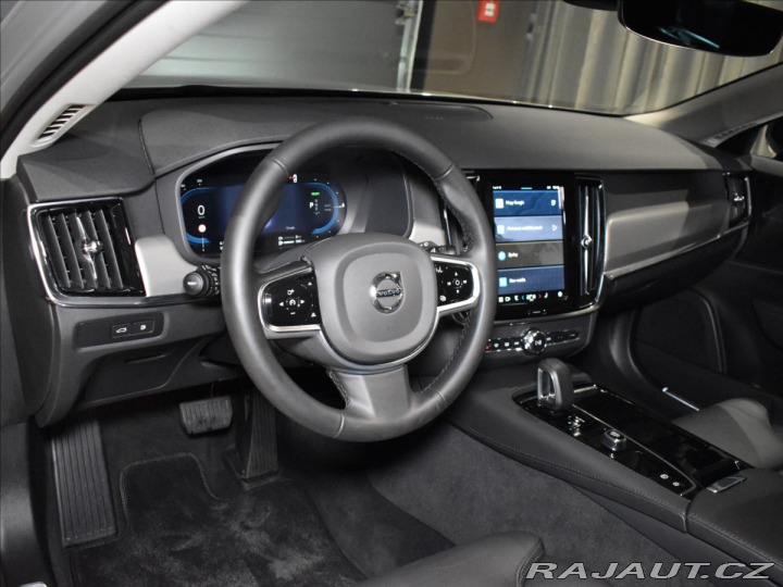 Volvo V90 2,0 T6 AWD PLUS Tažné,BLI 2024