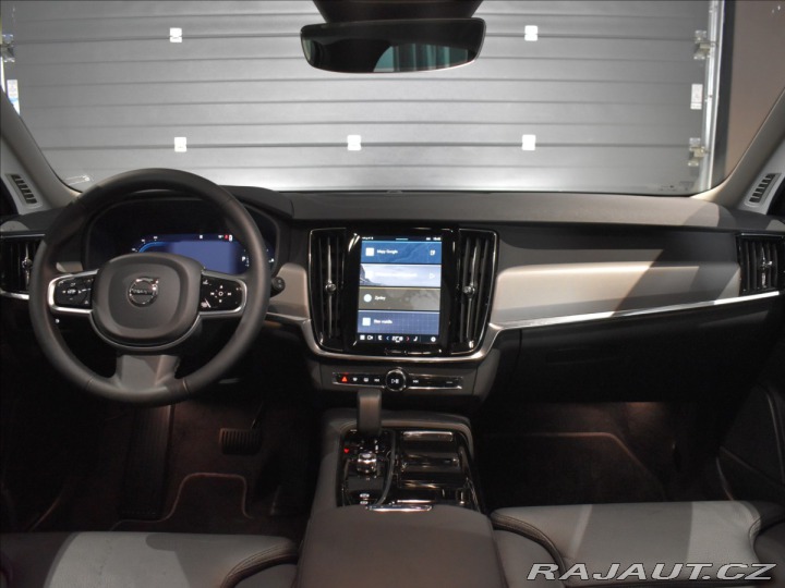 Volvo V90 2,0 T6 AWD PLUS Tažné,BLI 2024