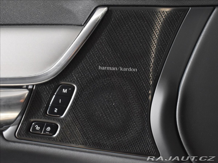 Volvo V90 2,0 T6 AWD PLUS Tažné,BLI 2024