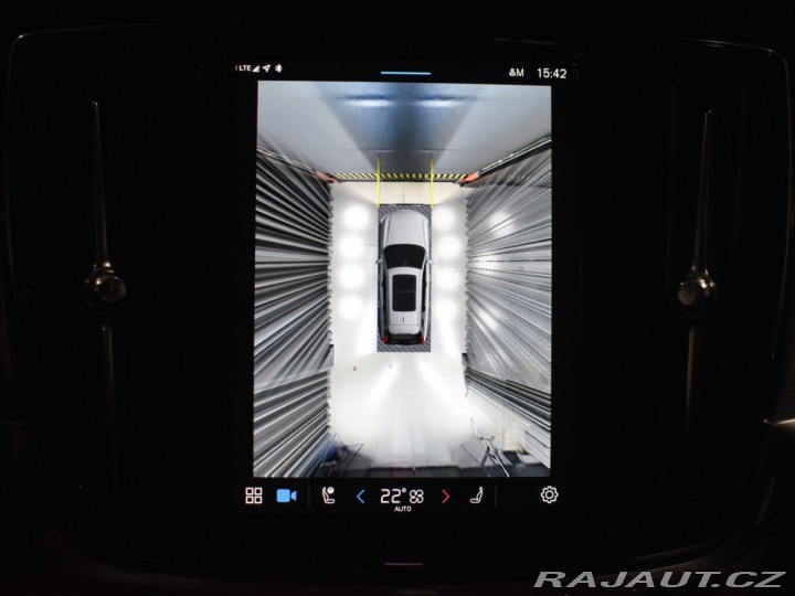 Volvo V90 2,0 T6 AWD PLUS Tažné,BLI 2024