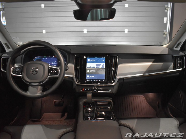 Volvo V90 2,0 T6 AWD PLUS tažné,BLI 2024