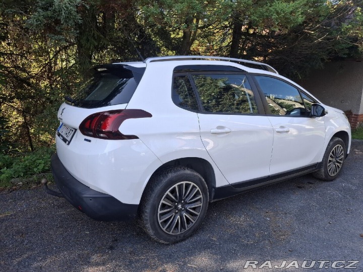 Peugeot 2008 75tkm, 1.majitel, tažné,b 1800