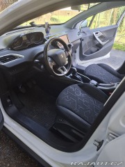 Peugeot 2008 75tkm, 1.majitel, tažné,b 1800