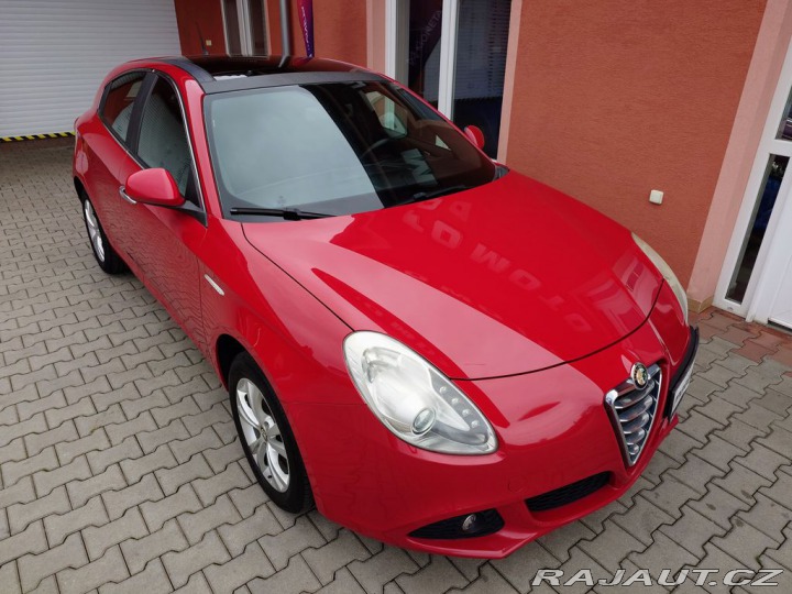 Alfa Romeo Giulietta 2.0 103kW 2011