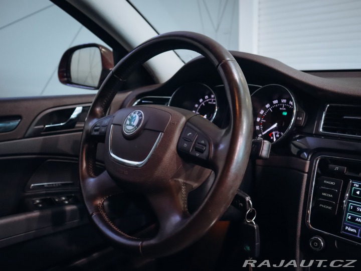 Škoda Superb 2.0 TDI 125kW 2013