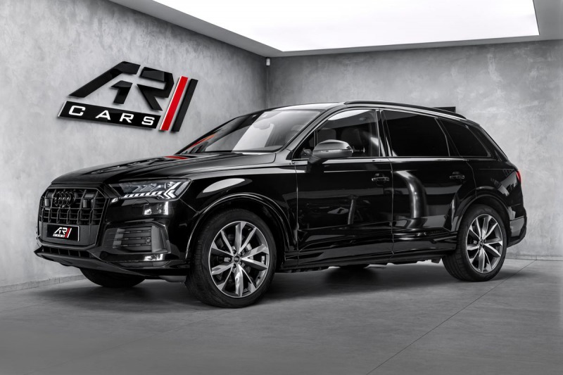 Audi Q7 50TDI S-line 7míst Matrix