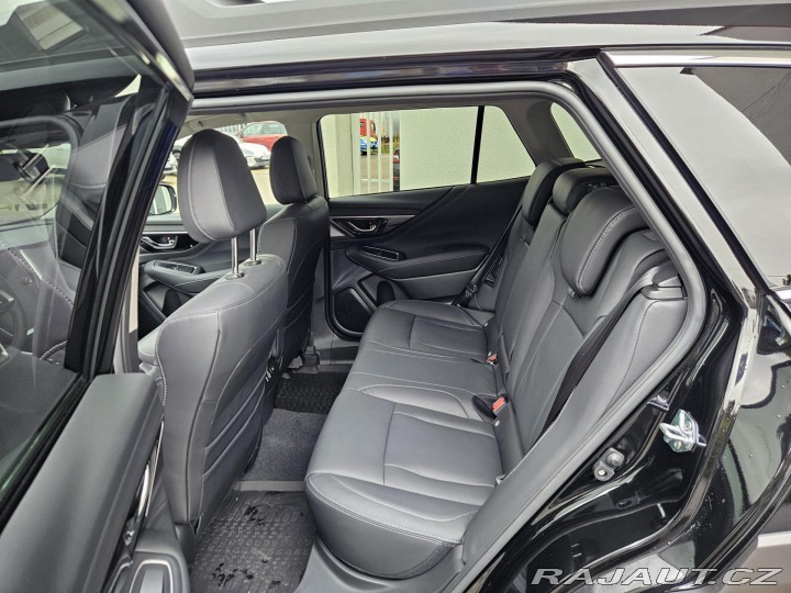 Subaru Outback 2,5 CVT TOURING -Harman K 2025