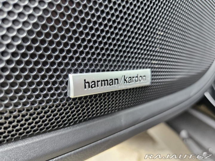 Subaru Outback 2,5 CVT TOURING -Harman K 2025