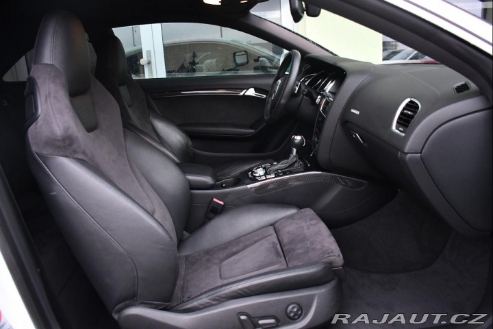 Audi RS5 4.2FSI V8 QUATTRO B&O 2010