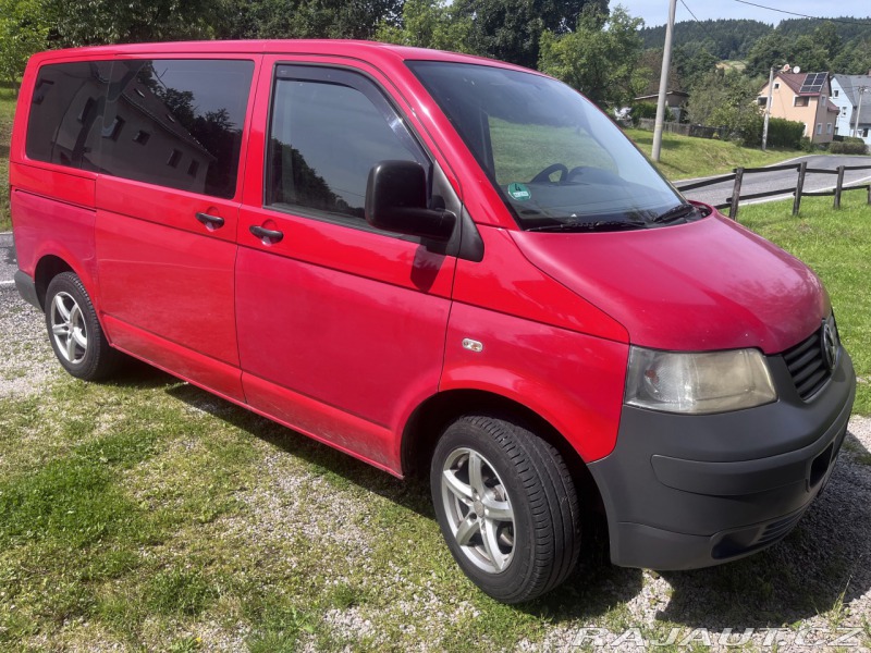 Volkswagen Transporter T5 2.5TDi